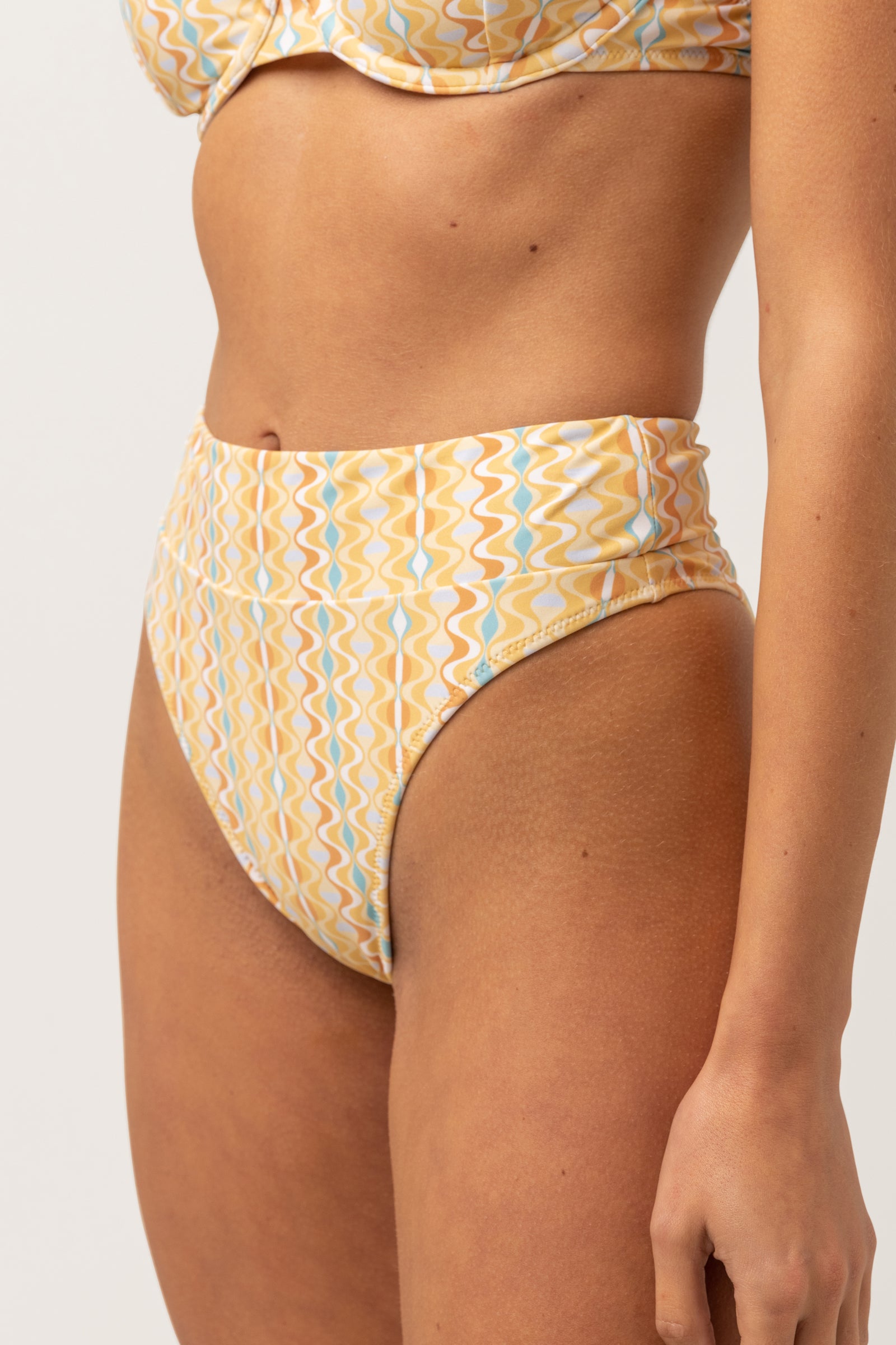 Rhythm Gold Sunray Hi Hip Banded Pant