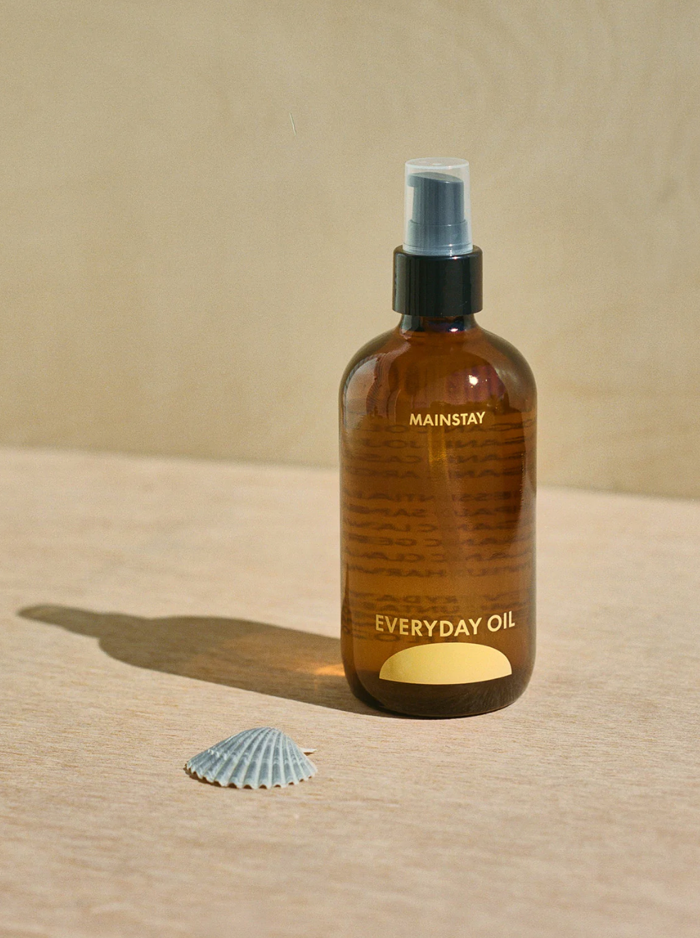 Everyday Oil Mainstay Essential Oil Spray 8oz.